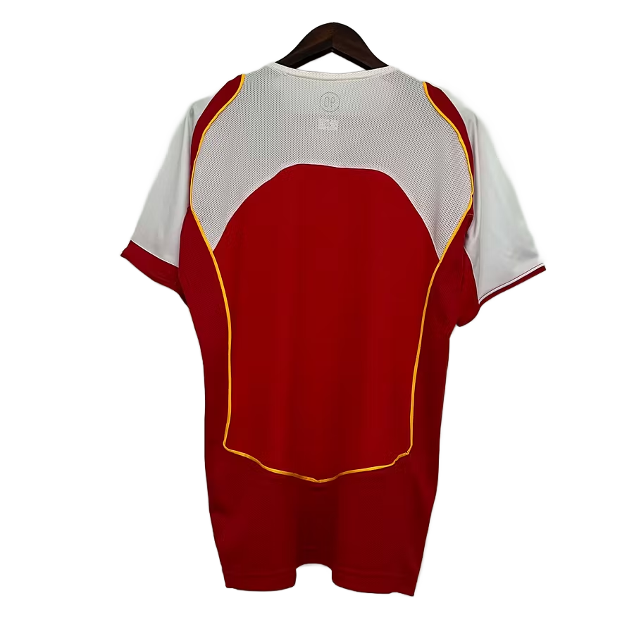 Arsenal Home 04/05